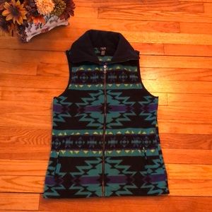 Chaps Fleece Vest with Aztec Design Size XS